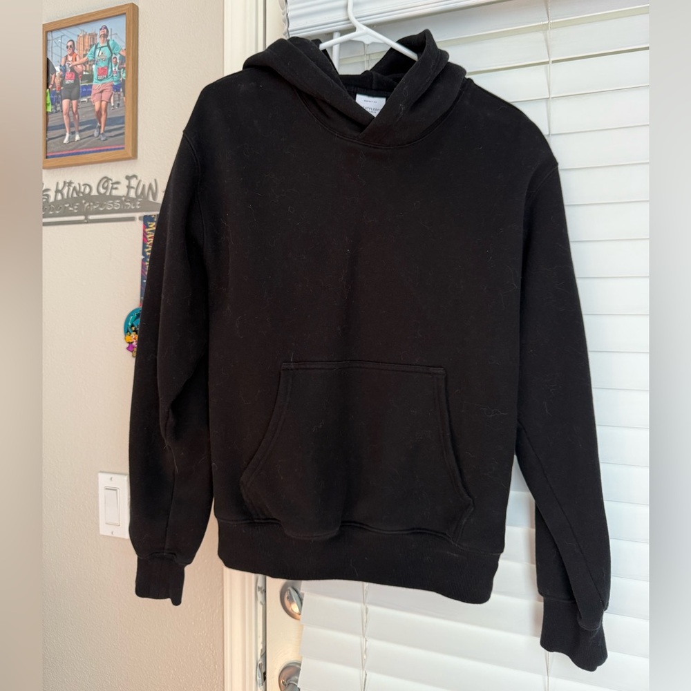 Aritzia Black Sweatshirt size medium